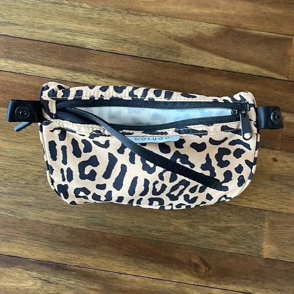 Colugo leopard case. - Picture 5 of 5